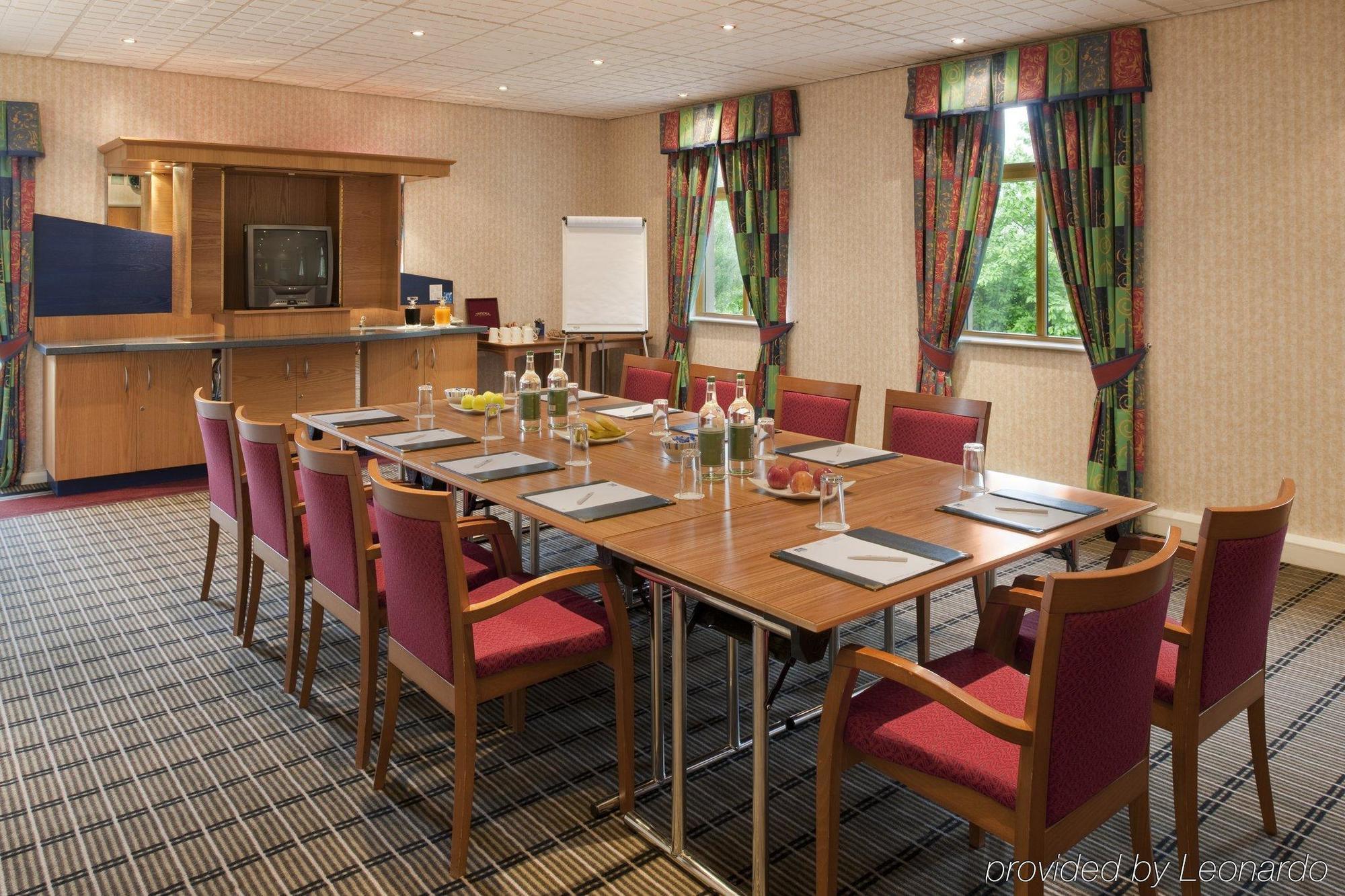 Holiday Inn Express Inverness By Ihg Konforlar fotoğraf
