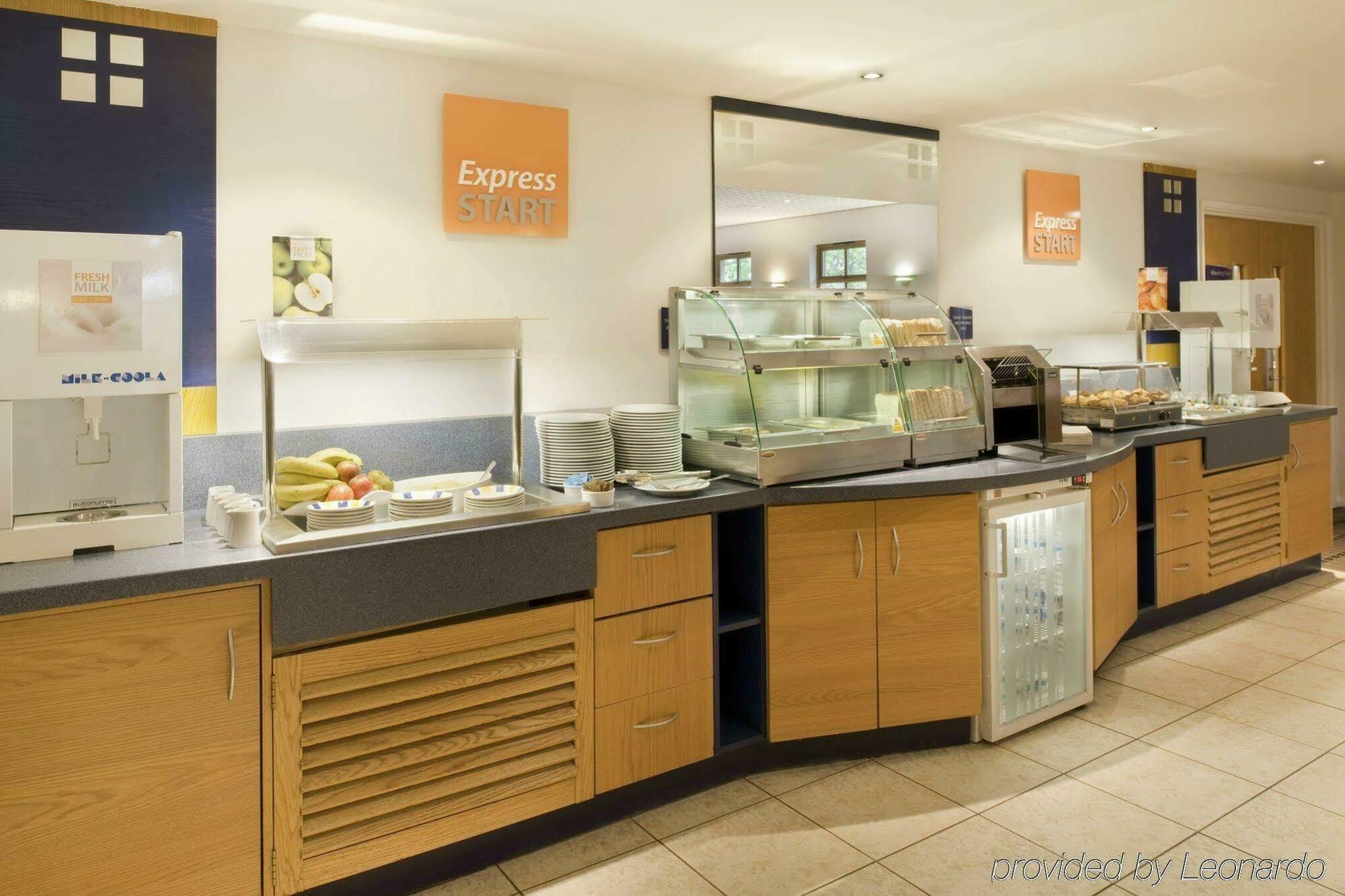 Holiday Inn Express Inverness By Ihg Dış mekan fotoğraf